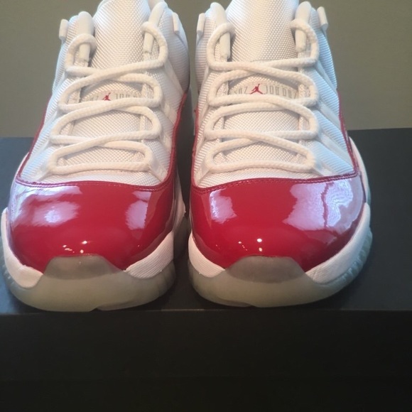 Men's Retro Cherry Red 11's SZ 10 W/ Receipt - Picture 3 of 5